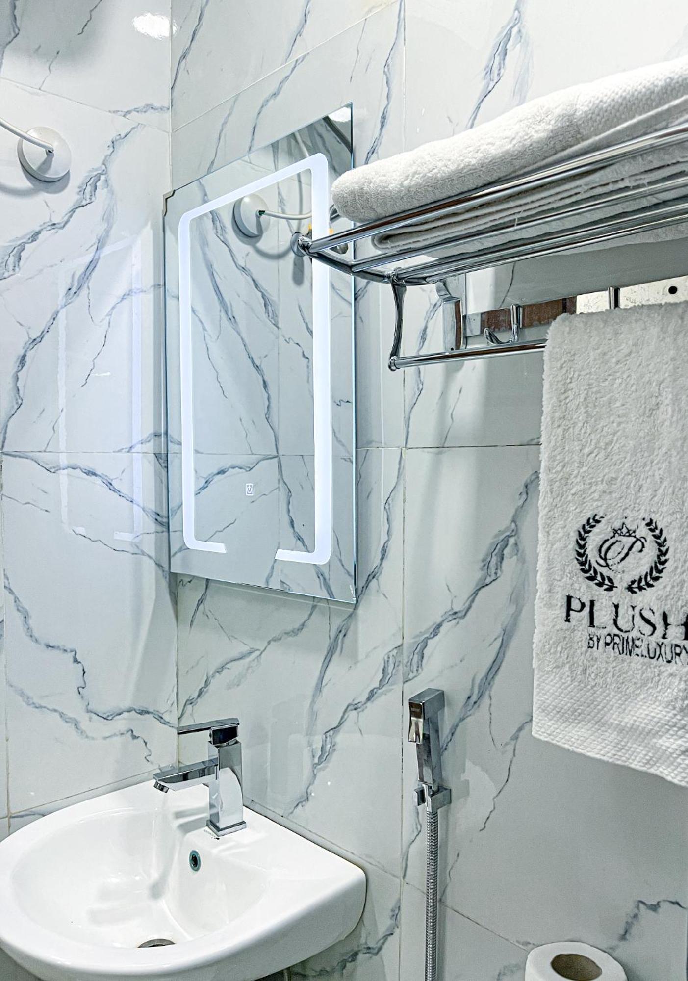Plush Hotel,阿布贾 外观 照片